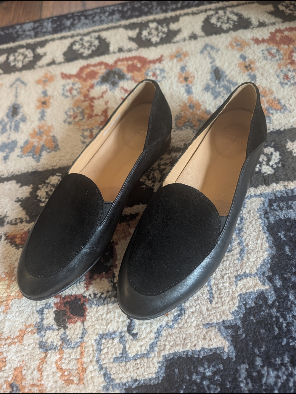 Dansko Women's 9 Black Slip-On Business Casual Leather Loafer